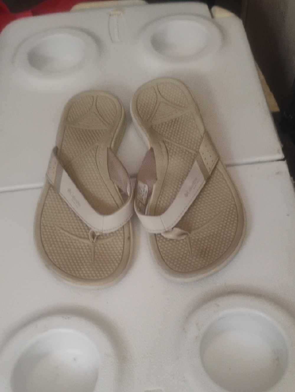 Columbia Women's Beige Tan Flip Flop Sandals
